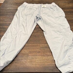 NWT CALIA Woman’s Light Bluish Gray Midrise Jogger